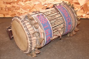 HD242 - 10"X20" W/ Brass Bells