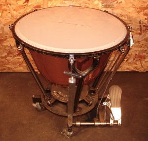 HD207 - 28" Hinger #5