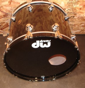 HD232 - 16"X22" DW Bass Drum